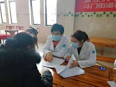 走基层 寻初心 担使命--记老年病科第一、第二党支部与绍兴斗门街道社区卫生服务中心进企业联合义诊活动