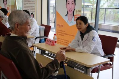 爱满重阳,情暖人心-- 民革浙江省委会文化服务团、省直综合服务团牵手浙江涌嘉保险经纪公司来到滨江绿康阳光家园开展重阳慰老活动