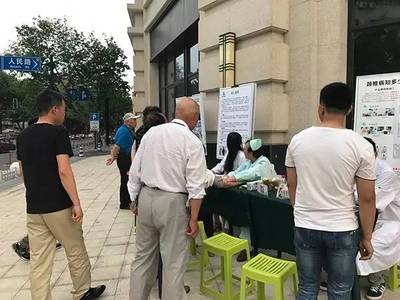 社区健康行,别样“满月礼”——海宁社区健康咨询服务暖人心