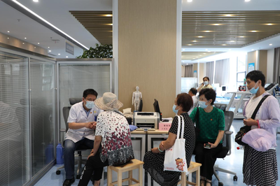 省二院中医走进南苑街道，健康服务惠及社区居民